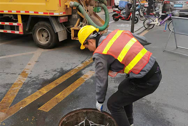 管道清淤機(jī)器人應(yīng)用與實(shí)踐